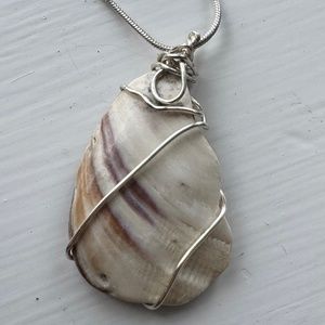 Beach Wampum Shell pendant